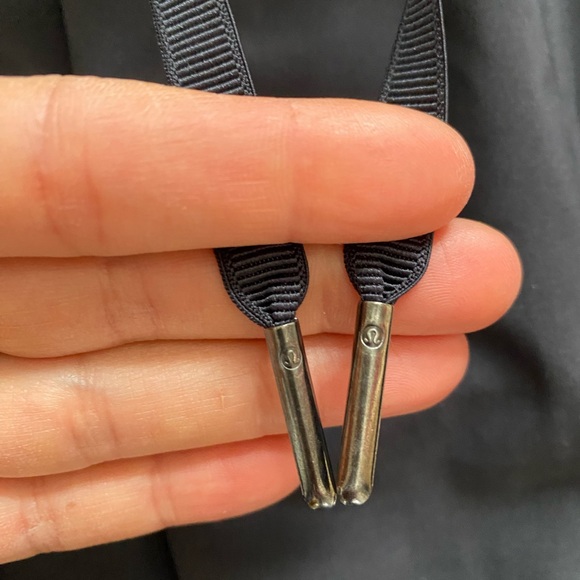 Time to fleuve lululemon skirt size 6 - Picture 5 of 10